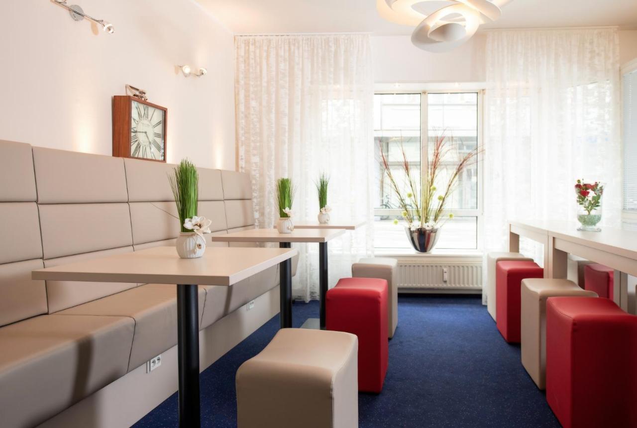 Hotel Europa Бон Екстериор снимка