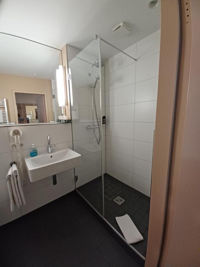 Hotel Europa Бон Екстериор снимка
