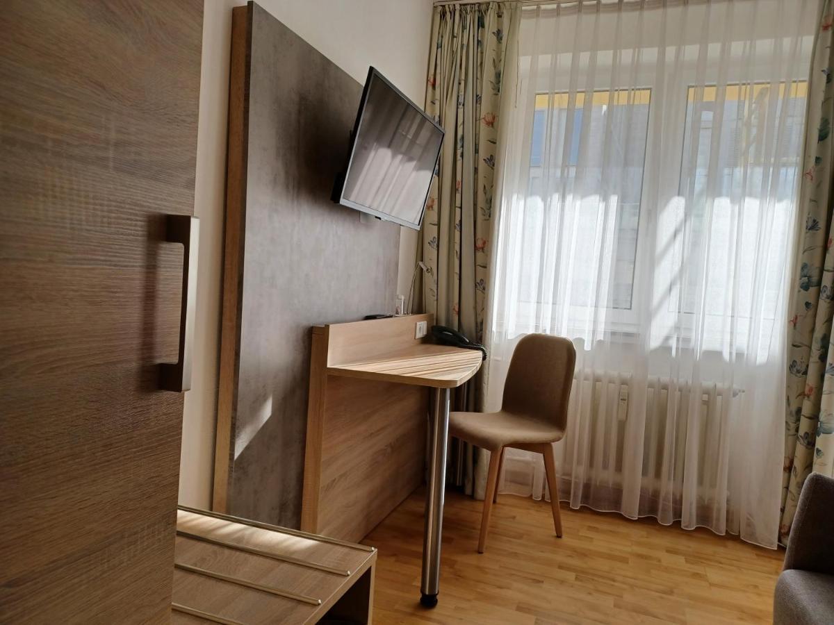 Hotel Europa Бон Екстериор снимка